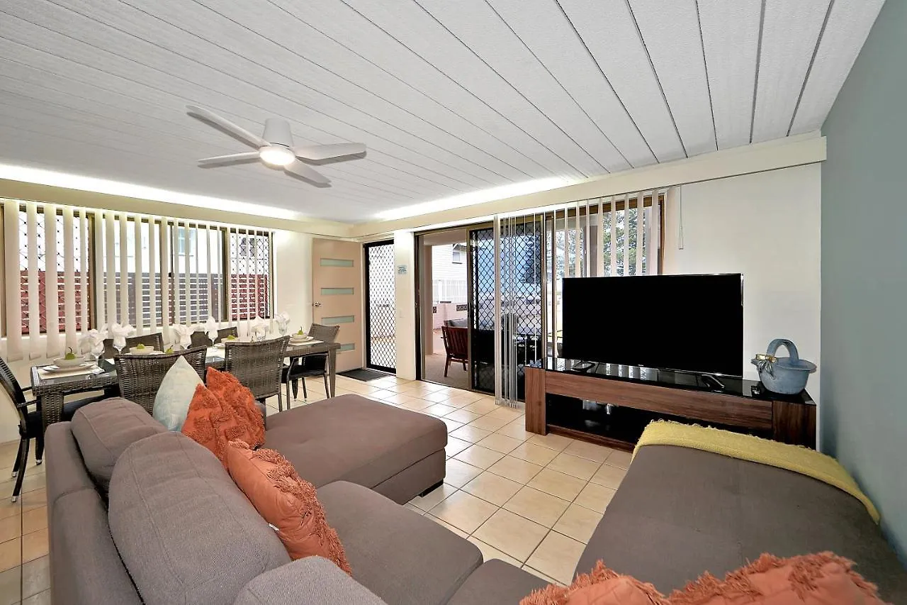 Nautilus Beachside Apartments Bargara Australia