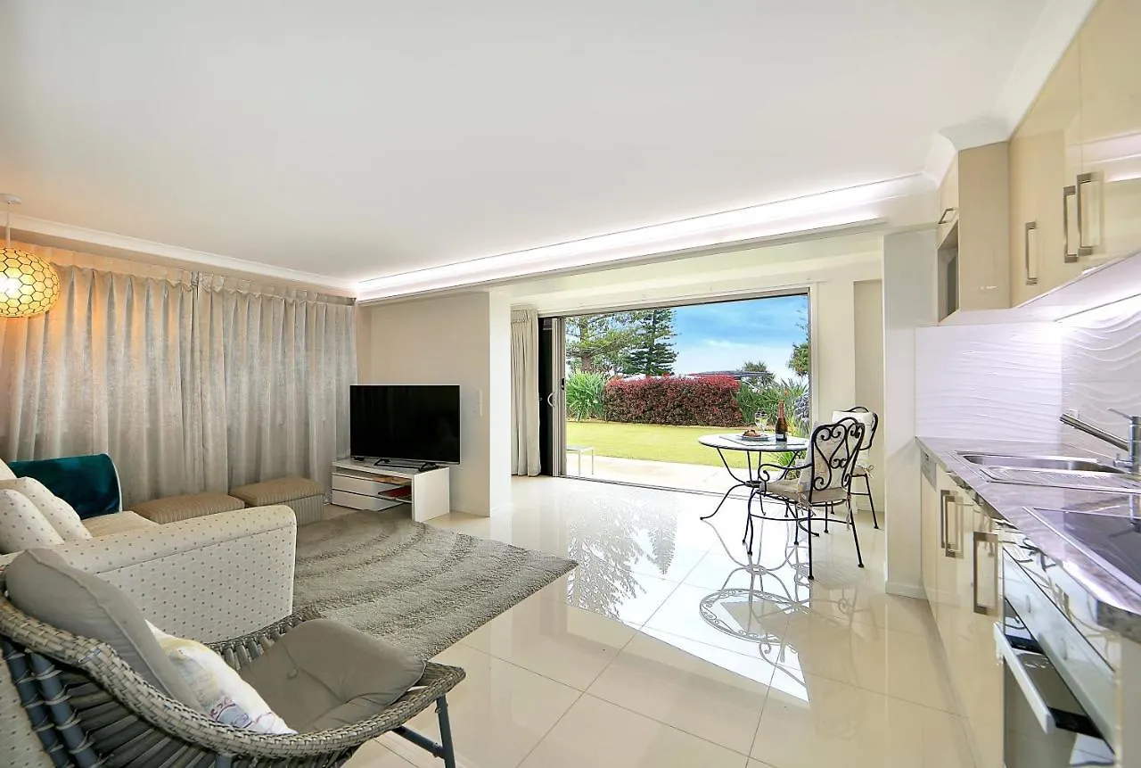 Nautilus Beachside Apartments Bargara Australia