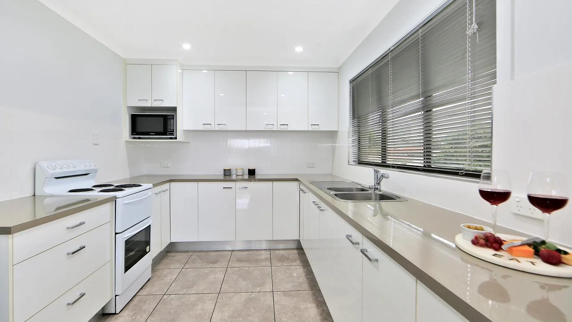 Nautilus Beachside Apartments Bargara