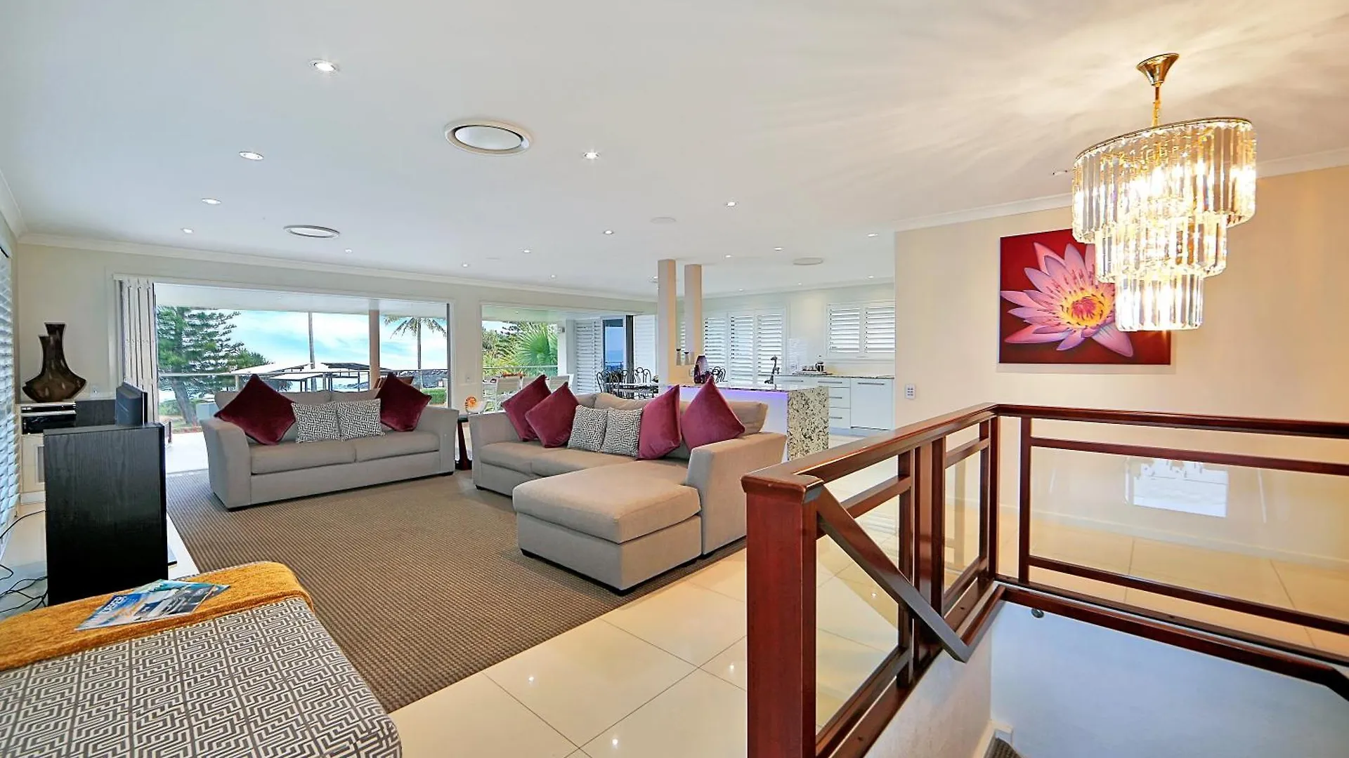 Nautilus Beachside Apartments Bargara Australia