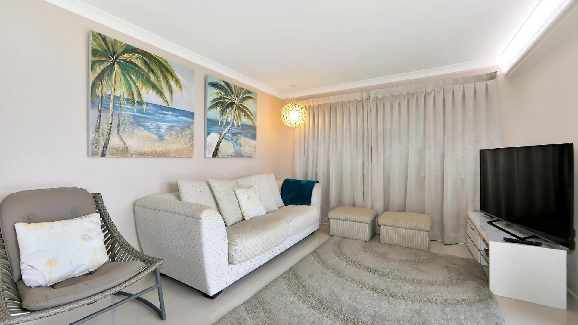 Nautilus Beachside Apartments Bargara